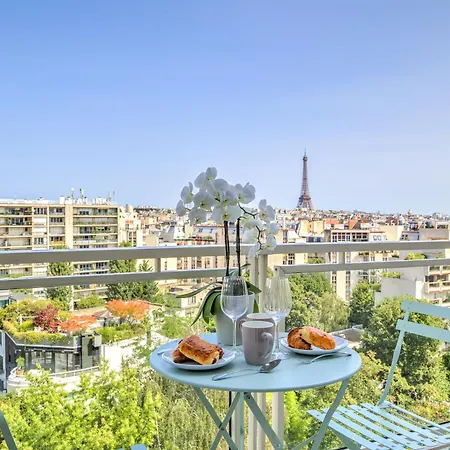 101 Penthouse Royal A Avec Vue Imprenable Sur La Tour Eiffel